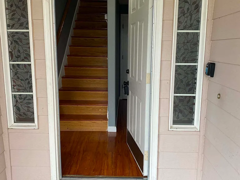 2860 SW Faith Ct — Photo 3