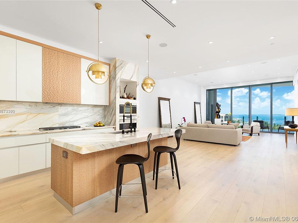 1st image of 2821 S Bayshore Dr Unit 9B