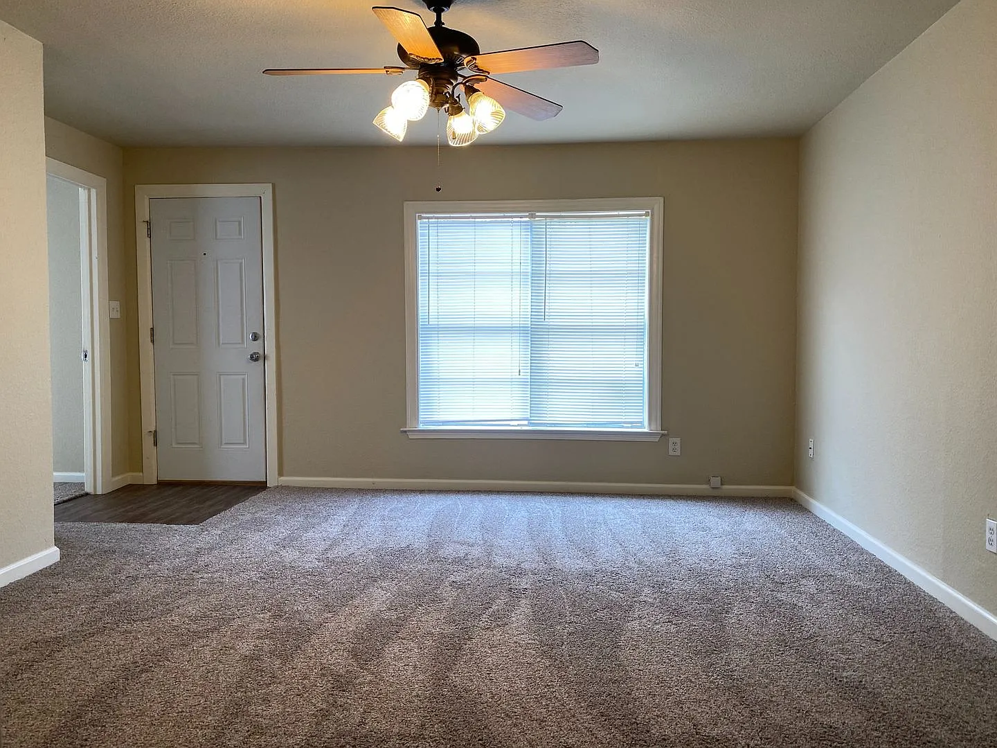 506 N. Lamar, Weatherford, TX 76086 — Photo 2