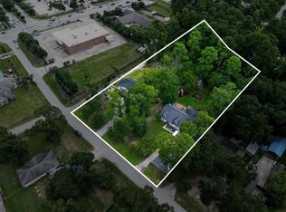 29902 E Hawthorne Dr, Spring, TX 77386