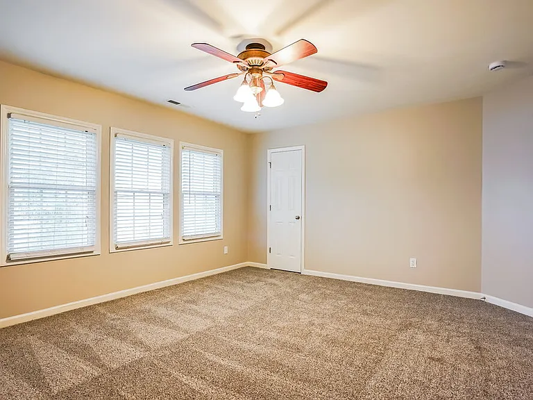 2421 Barton Oaks Dr — Photo 15
