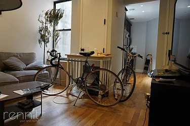 Rented by Rennit Inc.