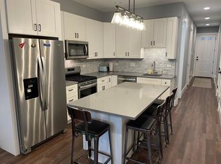 1841 W School St #1, Chicago, IL 60657