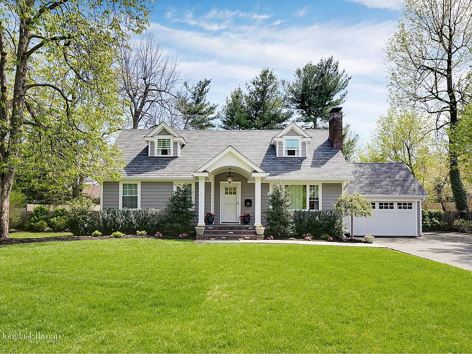 1st image of 33 Wood Ln