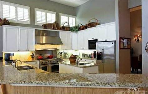 4th image of 8630 SE Harbour Island Way