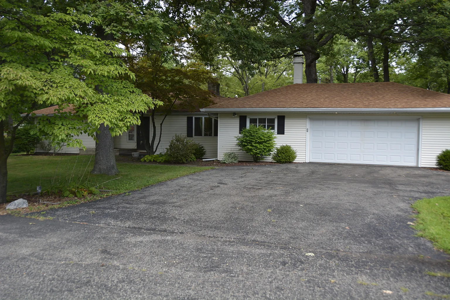509 E Prospect Ln photo 1