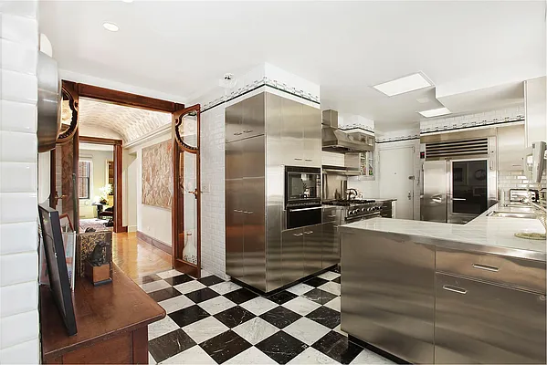 Sold by Douglas Elliman | media 8
