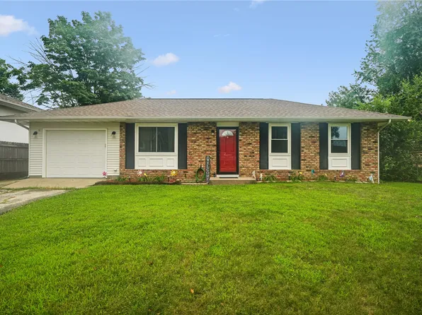 6704 Idlebrook Ln NE, Cedar Rapids, IA 52402
