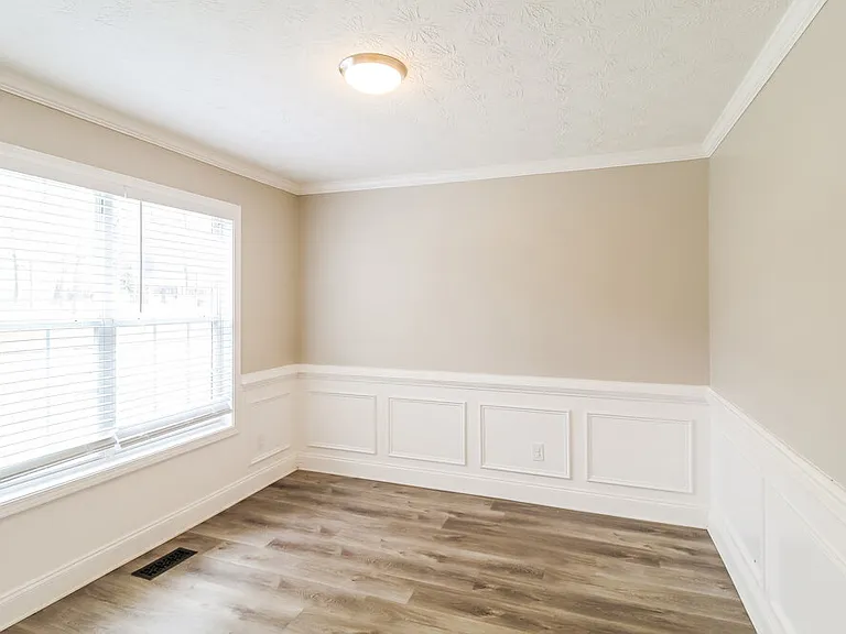 110 Rosewood Cir — Photo 11