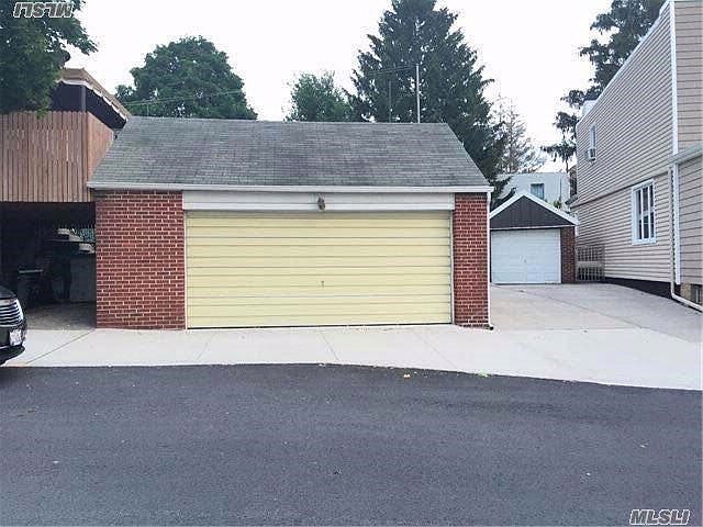 2nd image of 5928 60th St