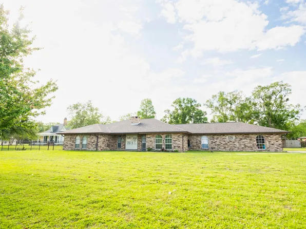 129 Saint George Rd, Schriever, LA 70395