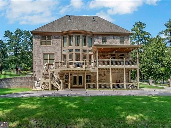 5th image of 40 Waterside Pl