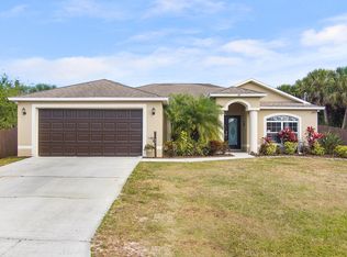 831 Owl St SW, Palm Bay, FL 32908