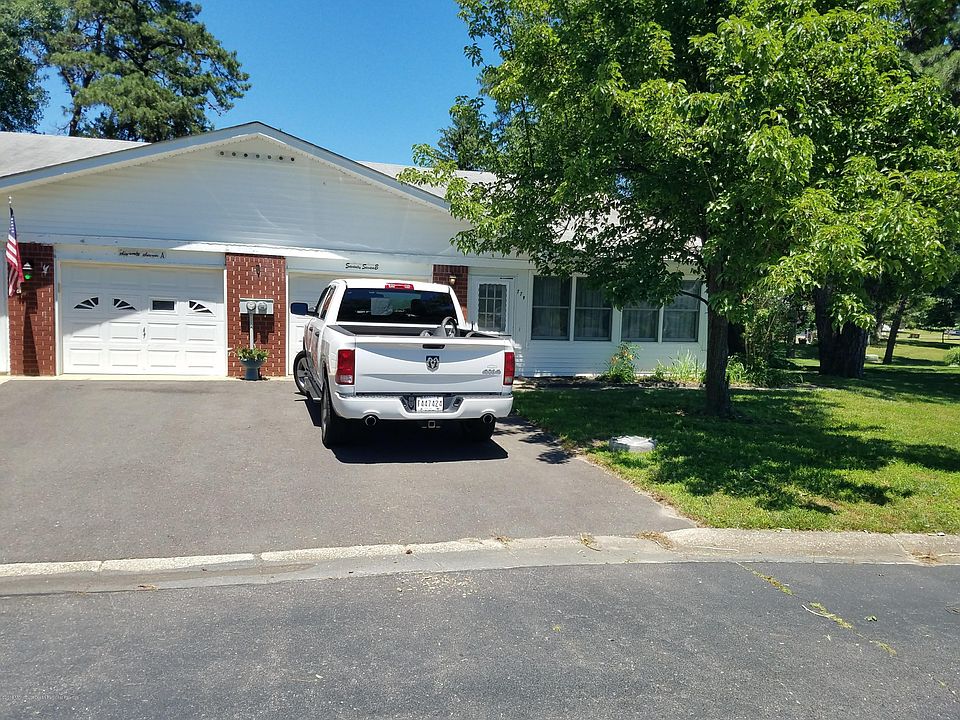 1st image of 77 B Belhaven Court