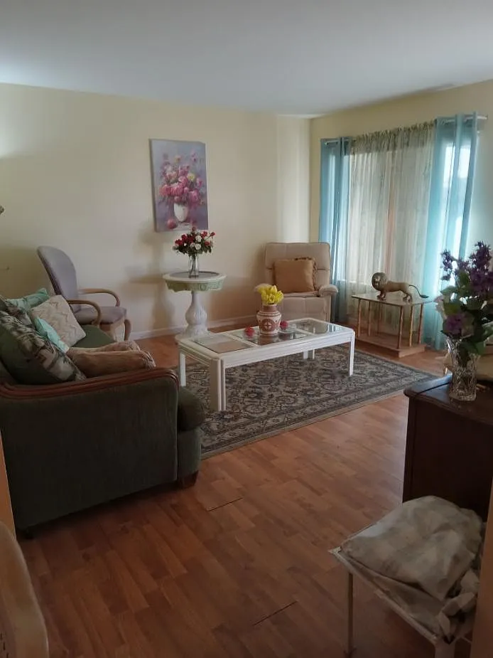 2 bed, 1200 sqft, $1,800 — Photo 1