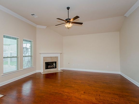 3rd image of 42454 Wynstone Dr