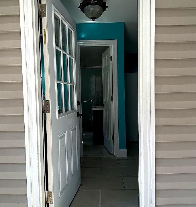 1st image of 127 1st St