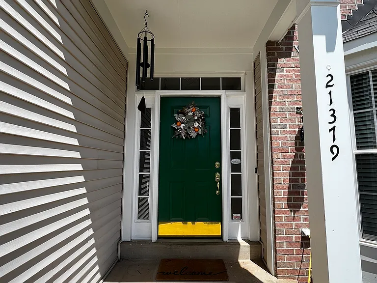21379 Fultonham Cir — Photo 18