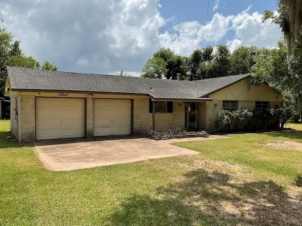 19847 County Road 319, Brazoria, TX 77422