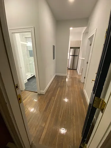102 Queensberry St #2 Photo 1