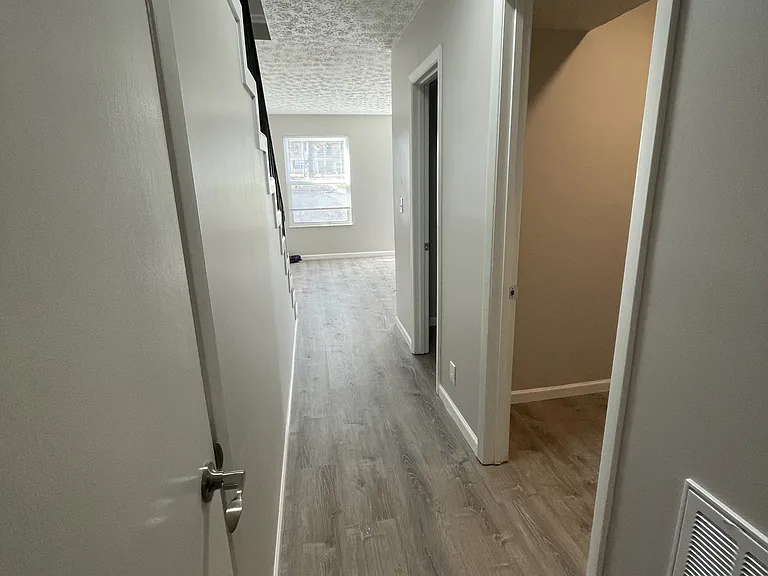 4800 Scheel Rd #ROAD14 — Photo 10