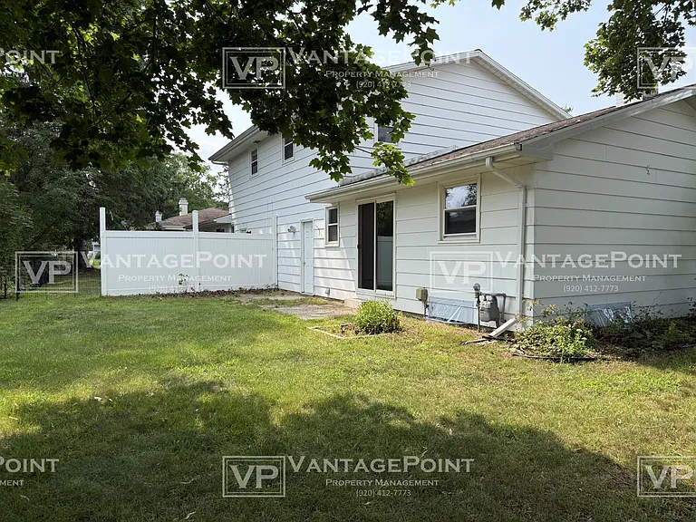 1711 Edgehill Dr — Photo 19