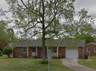 822 Williams St, Jacksonville, NC 28540