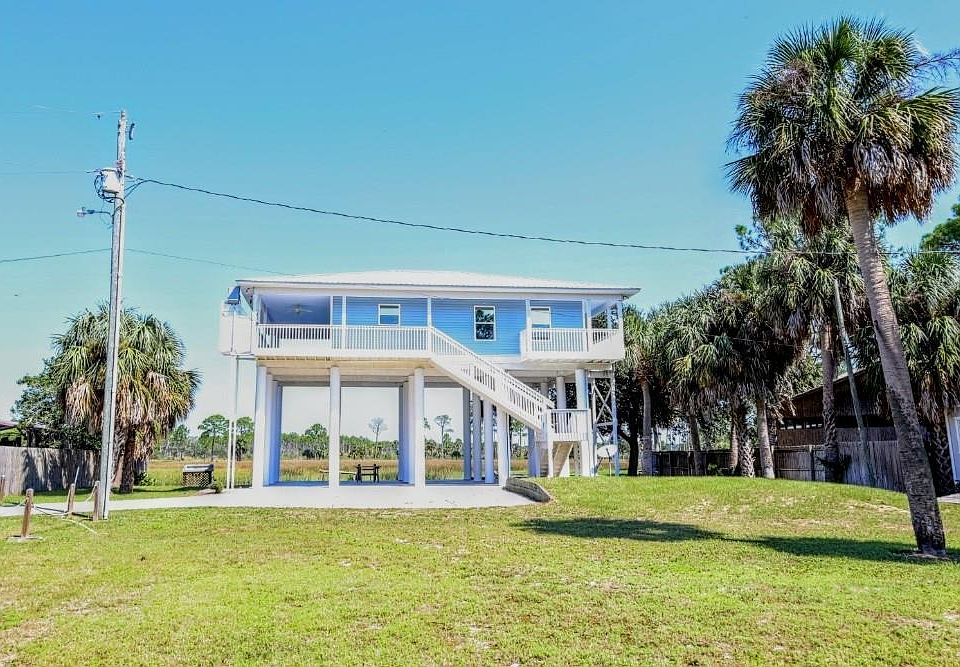 74 W 2nd Ave, Horseshoe Beach, FL 32648 MLS 785339 Zillow