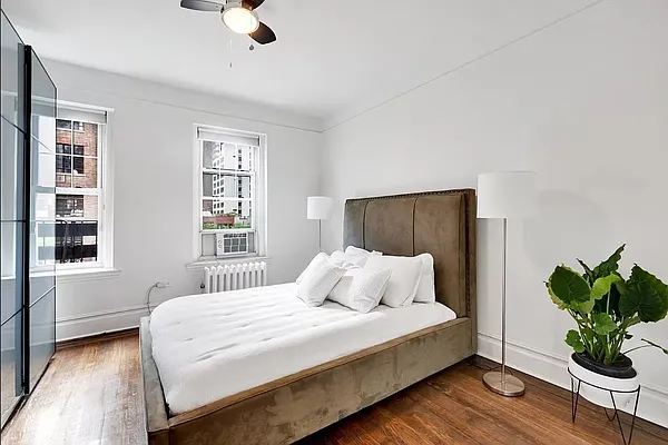 Rented by Brown Harris Stevens | media 9