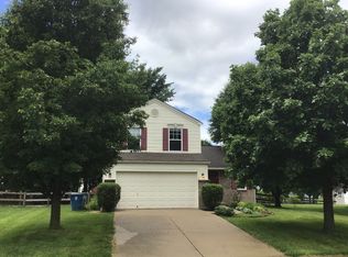 17 Meadowlane Dr, Amelia, OH 45102