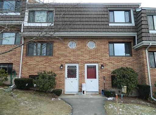1st image of 251 Farrwood Dr