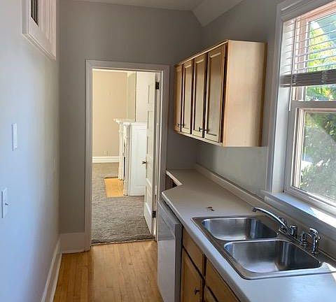5th image of 453 E Michigan St APT C
