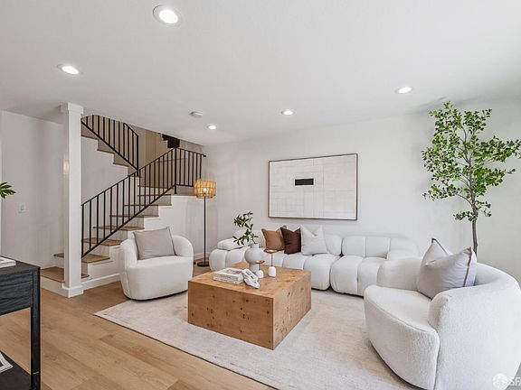 4th image of 20541 Shady Oak Ln