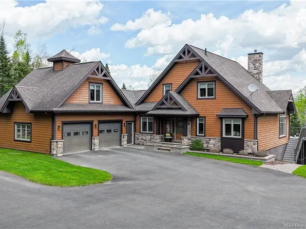 29 Panorama Rd, Drummond, NB E3Y 3X3