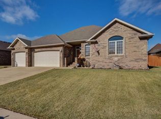 912 S Shuyler Ln, Republic, MO 65738