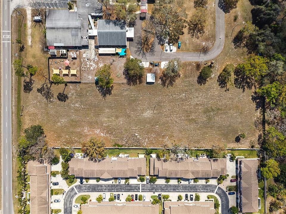 1st image of 9530 Starkey Rd #32