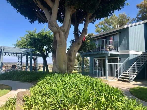 2163 Pacific Ave, Costa Mesa, CA