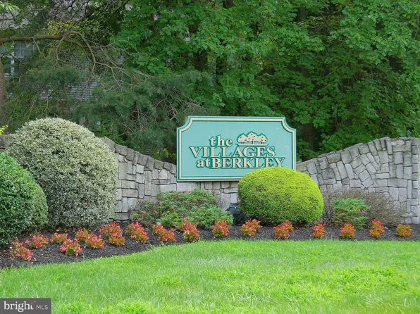 1077 Tristram Cir, Mantua, NJ 08051
