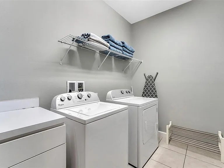 4348 Acorn Ct — Photo 28