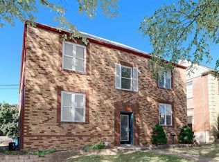 6953 Chippewa St, Saint Louis, MO