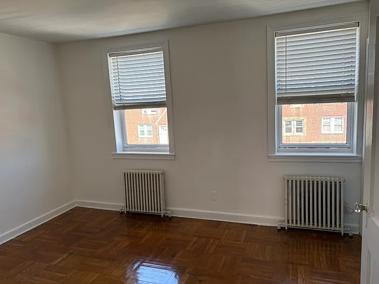 6835 Souder St — Photo 10