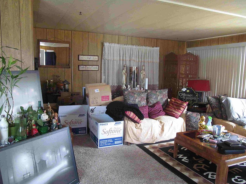 2nd image of 525 Big Knob Dr