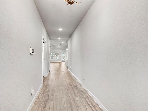 5th image of 17474 Rosewood Manor Ln