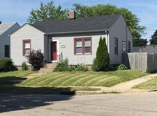 7002 38th Ave, Kenosha, WI 53142