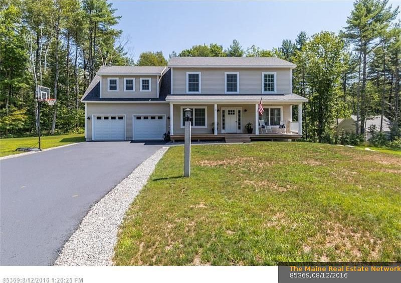 2nd image of 11 Maverick Ln