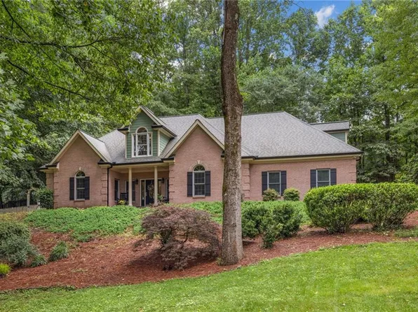 2520 Little John Ln, Cumming, GA 30040
