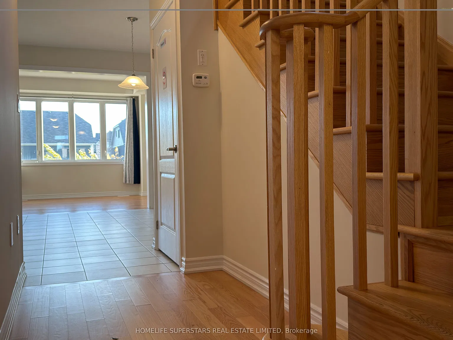 4 bed, $2,500 — Photo 2