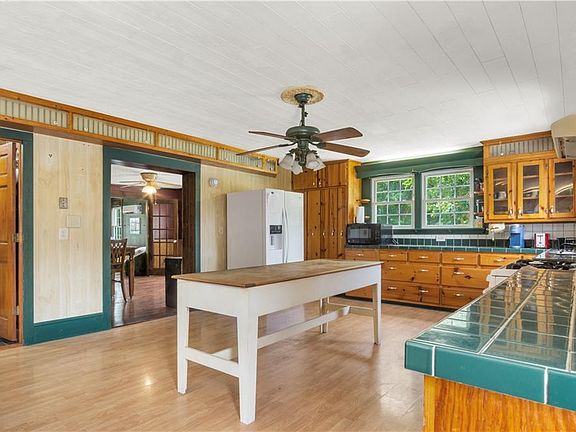 4th image of 10803 Smiths Neck Rd