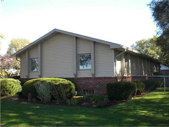 4th image of 6983 Wagoner Dr