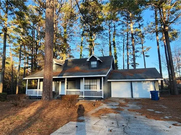 6886 Cedar Dr, Riverdale, GA 30296